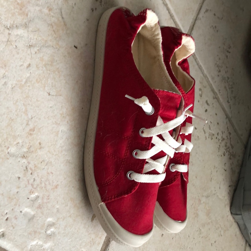 Cute gym shoe